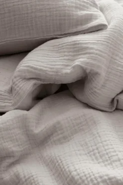 LILIA MINI Påslakanset Spjälsäng - Ekologisk